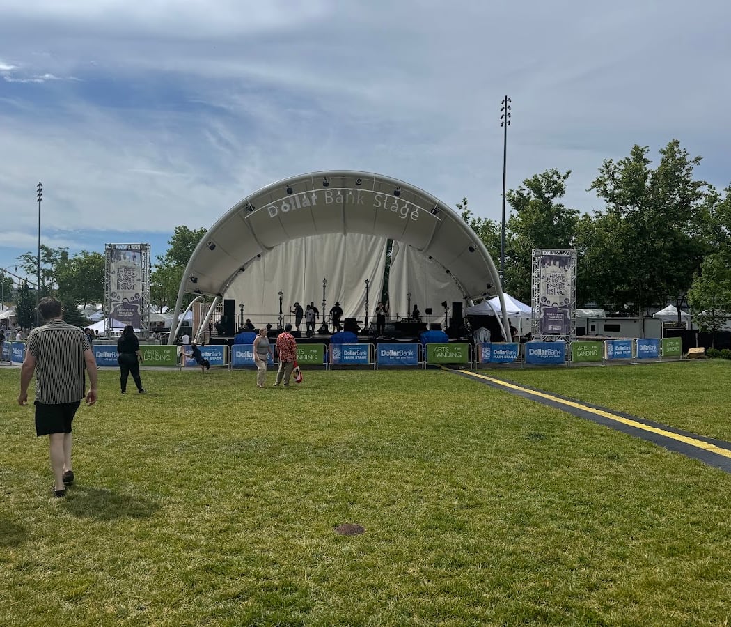 Arts Landing 2