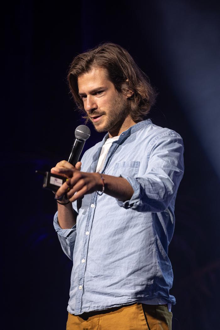 ETRE INGÉNIEUR·E FACE À L'URGENCE CLIMATIQUE: VAUT-IL MIEUX EN RIRE OU INVERSER UNE MATRICE? 1