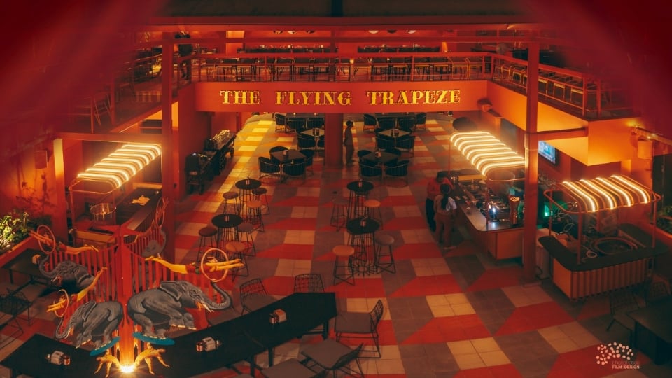 The Flying Trapeze 3