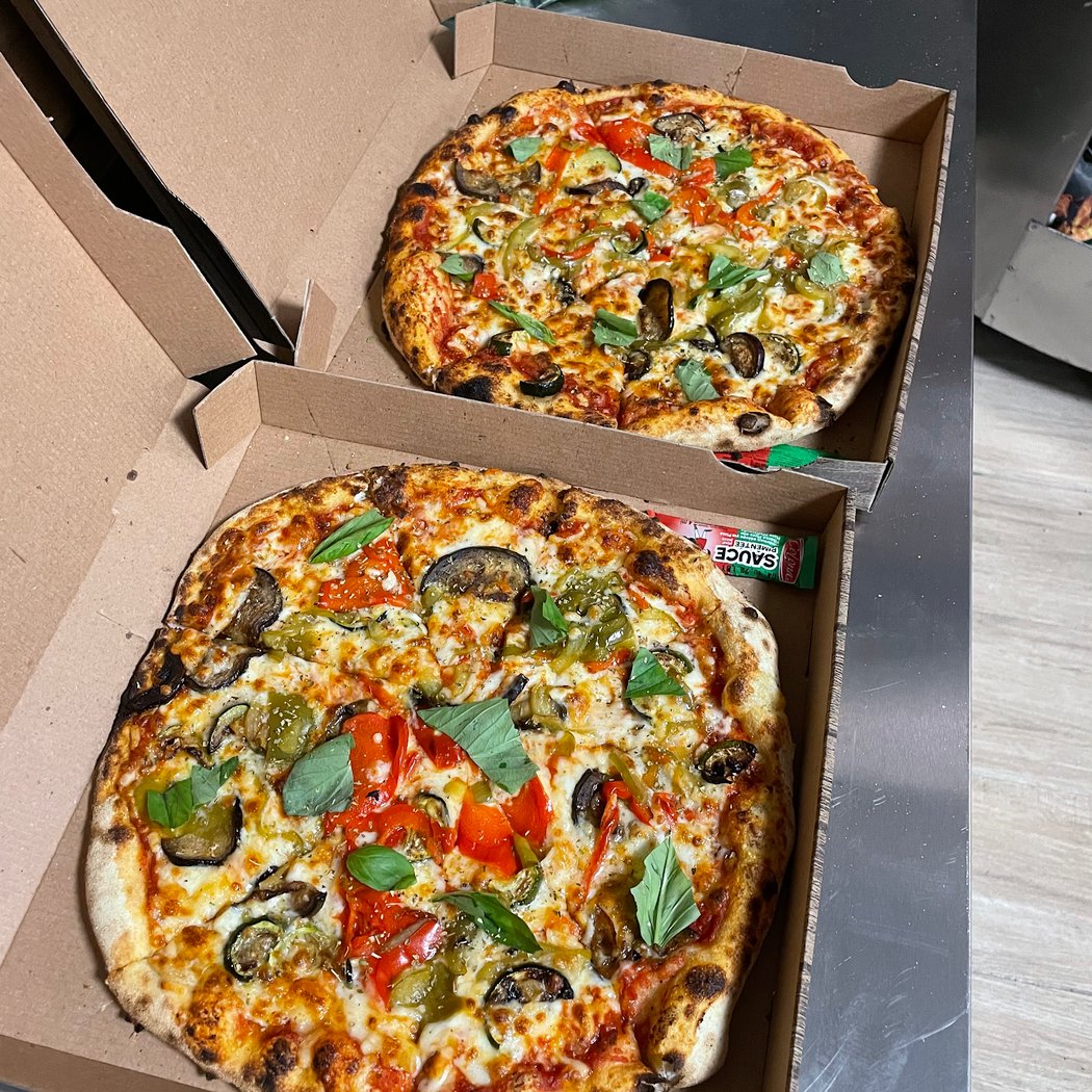 Pizza Ottima's - Au Feu de Bois 1
