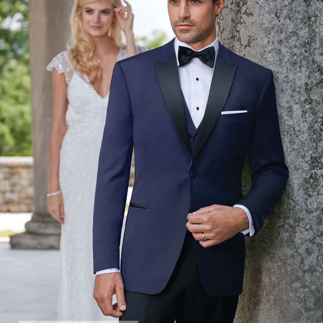 Tuxedo Wearhouse 1