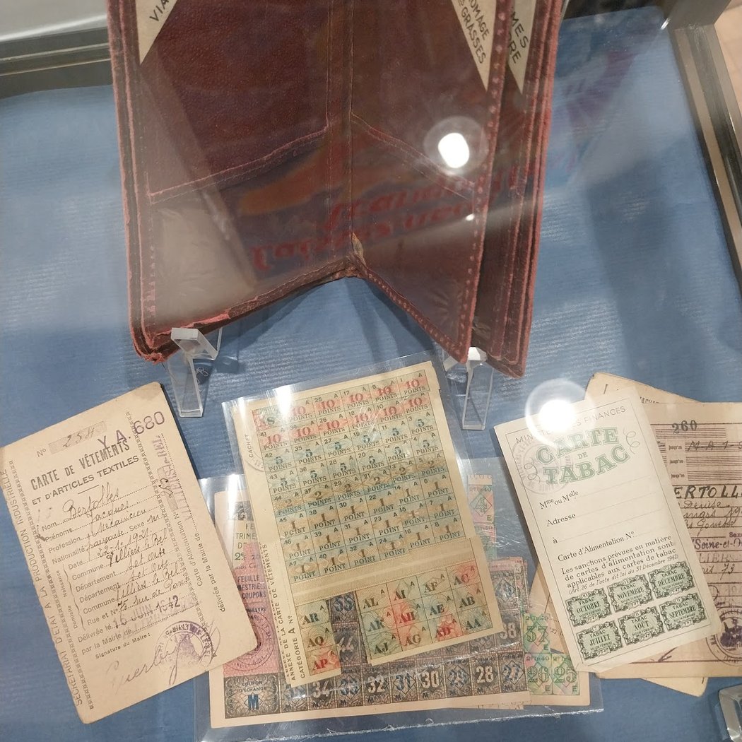 Exposition "Mémoires en partage : 1939-1945 Vos Archives, Notre Histoire" 1