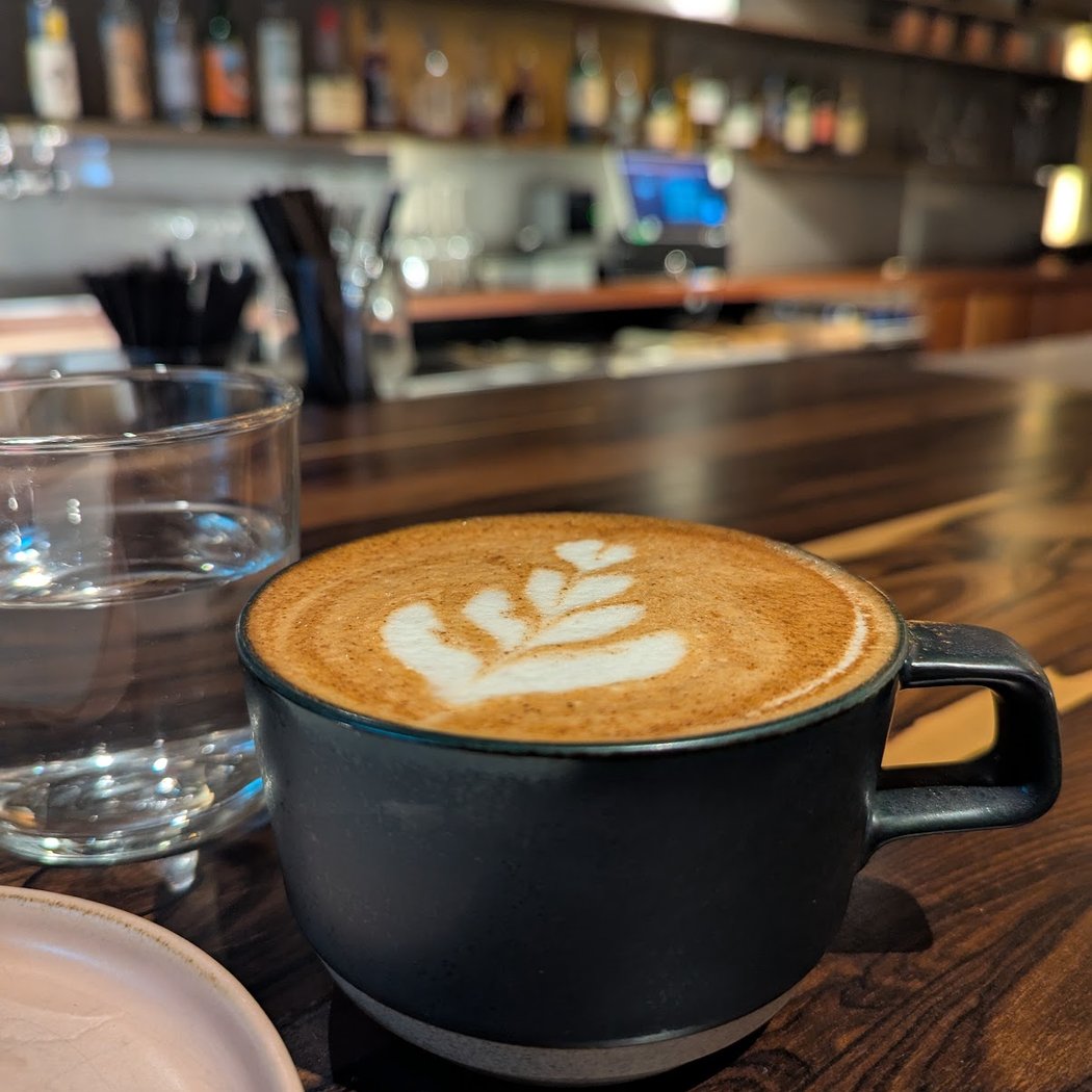 🧳 Paper Coffee 1