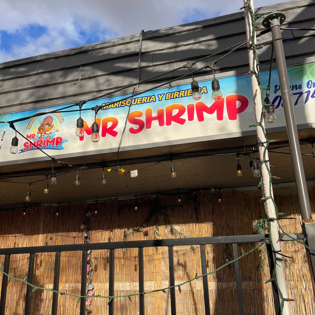 Mr. Shrimp Marisqueria y Birrieria Food Truck 2