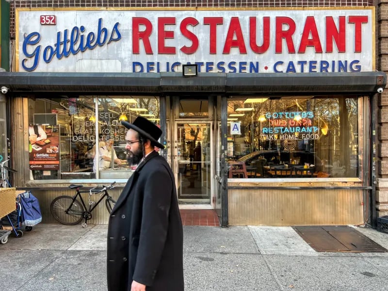 Gottlieb's Restaurant 3