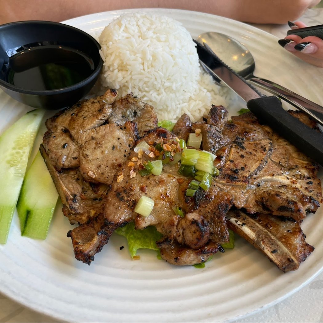 Y & Y Vietnamese Cuisine 1
