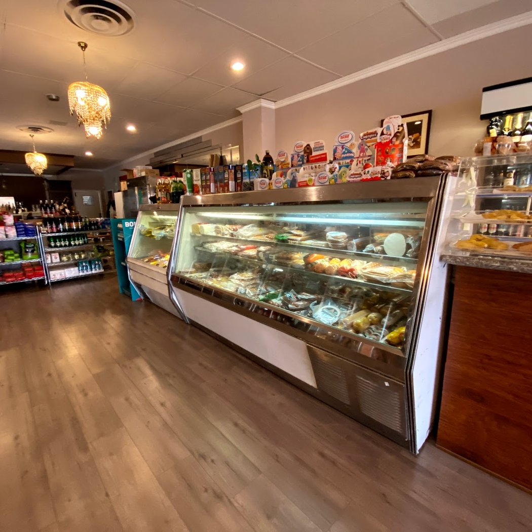 Babushka Market, Deli & Cafe 3