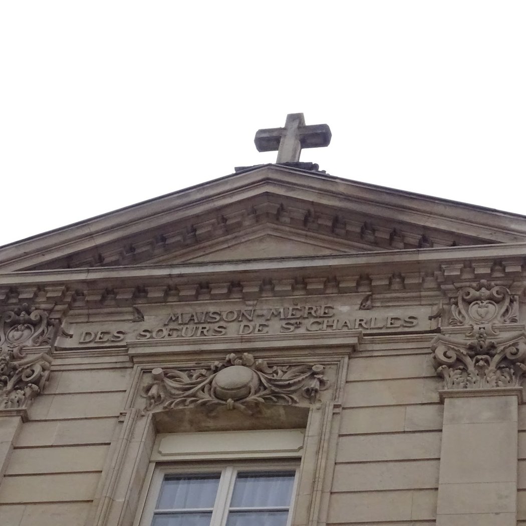 facade ancienne de la maison des soeurs de saint charles 3