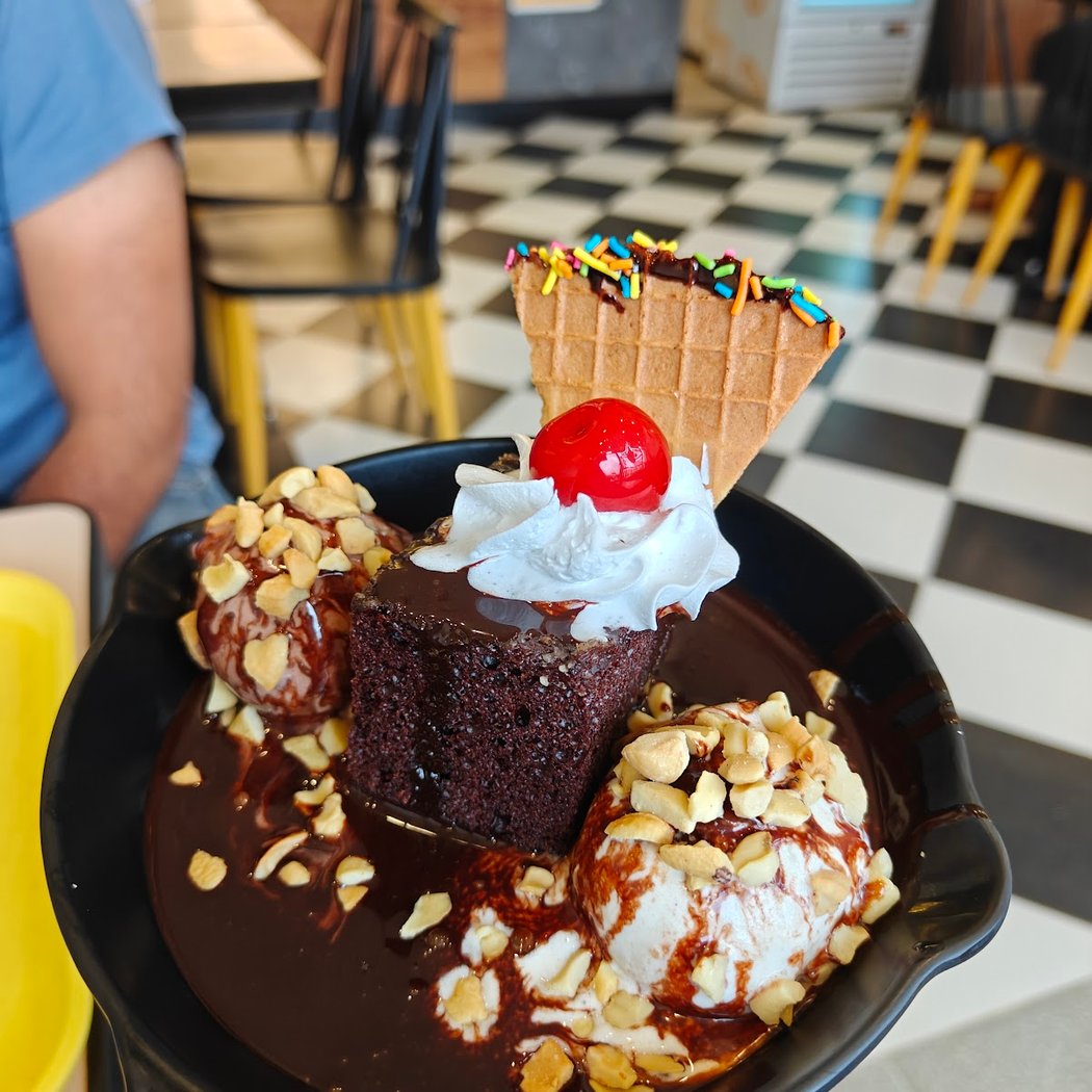 Polar Bear Ice Cream Sundaes - Natura walk 1