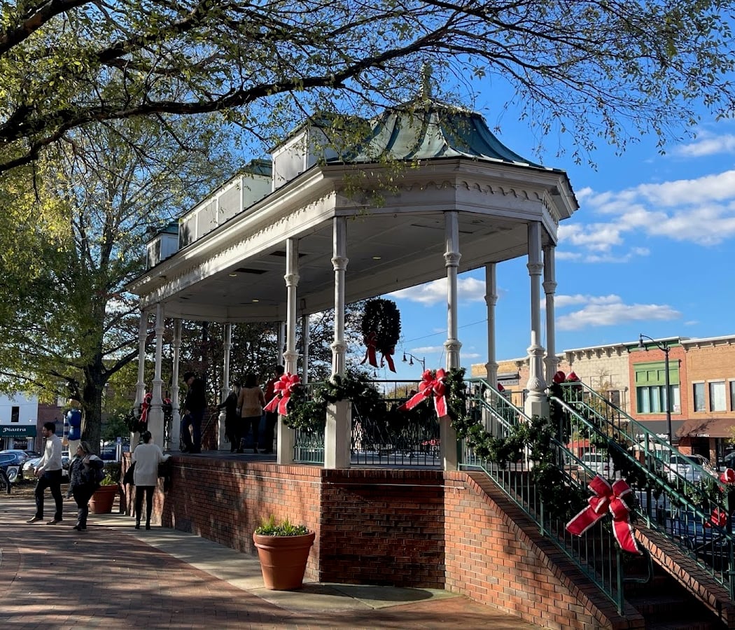 Glover Park 4