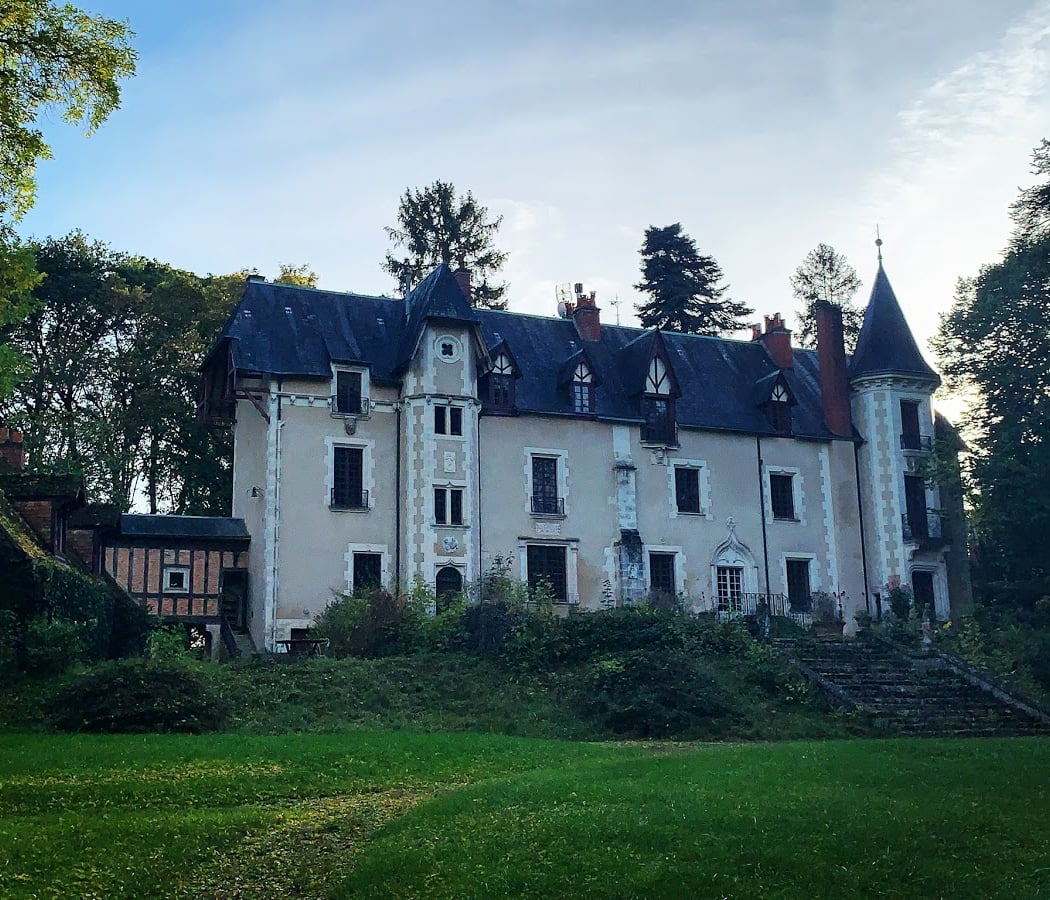 Château de Planches - Parc de Lesseps 1