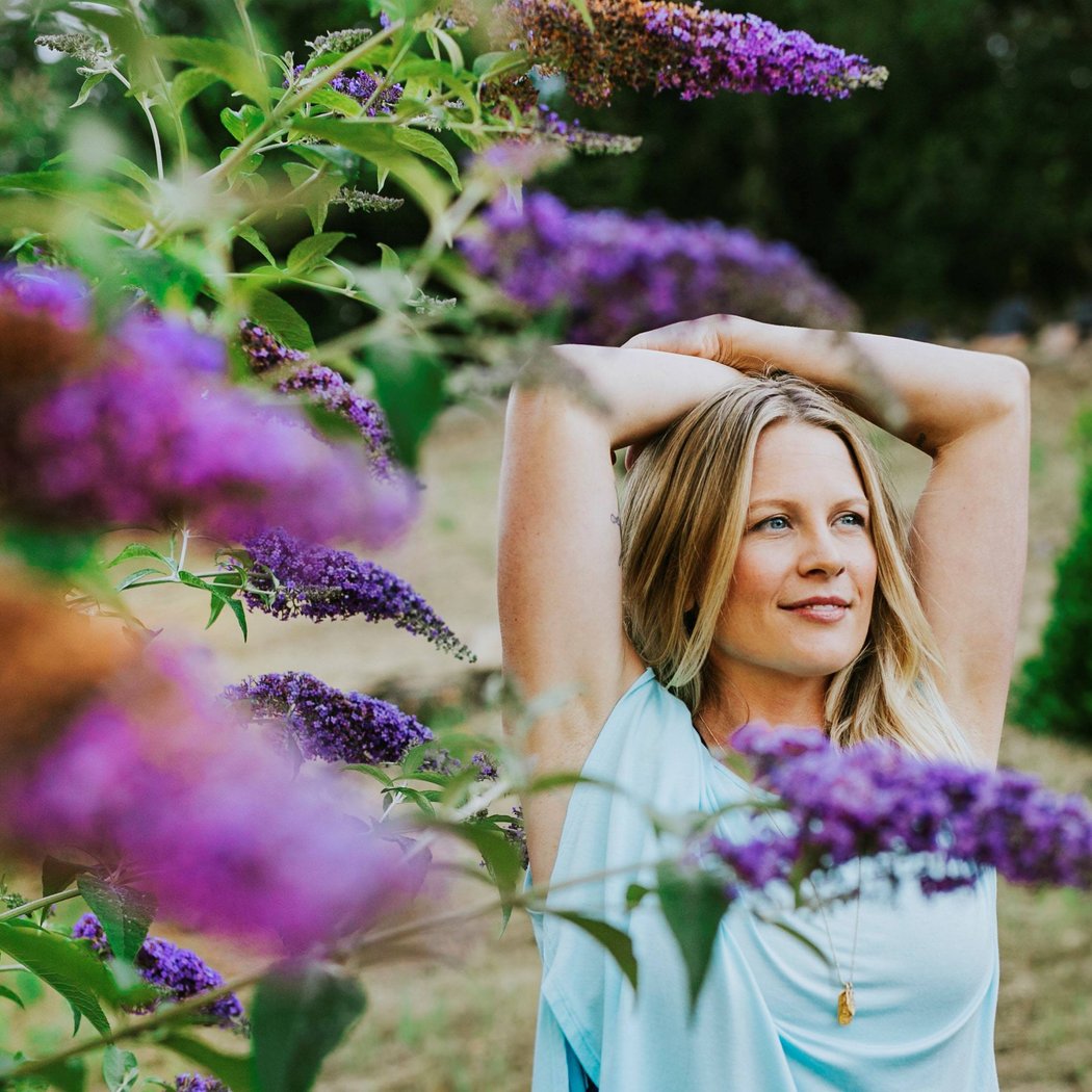 Morning Yoga: Rise & Shine Flow 1
