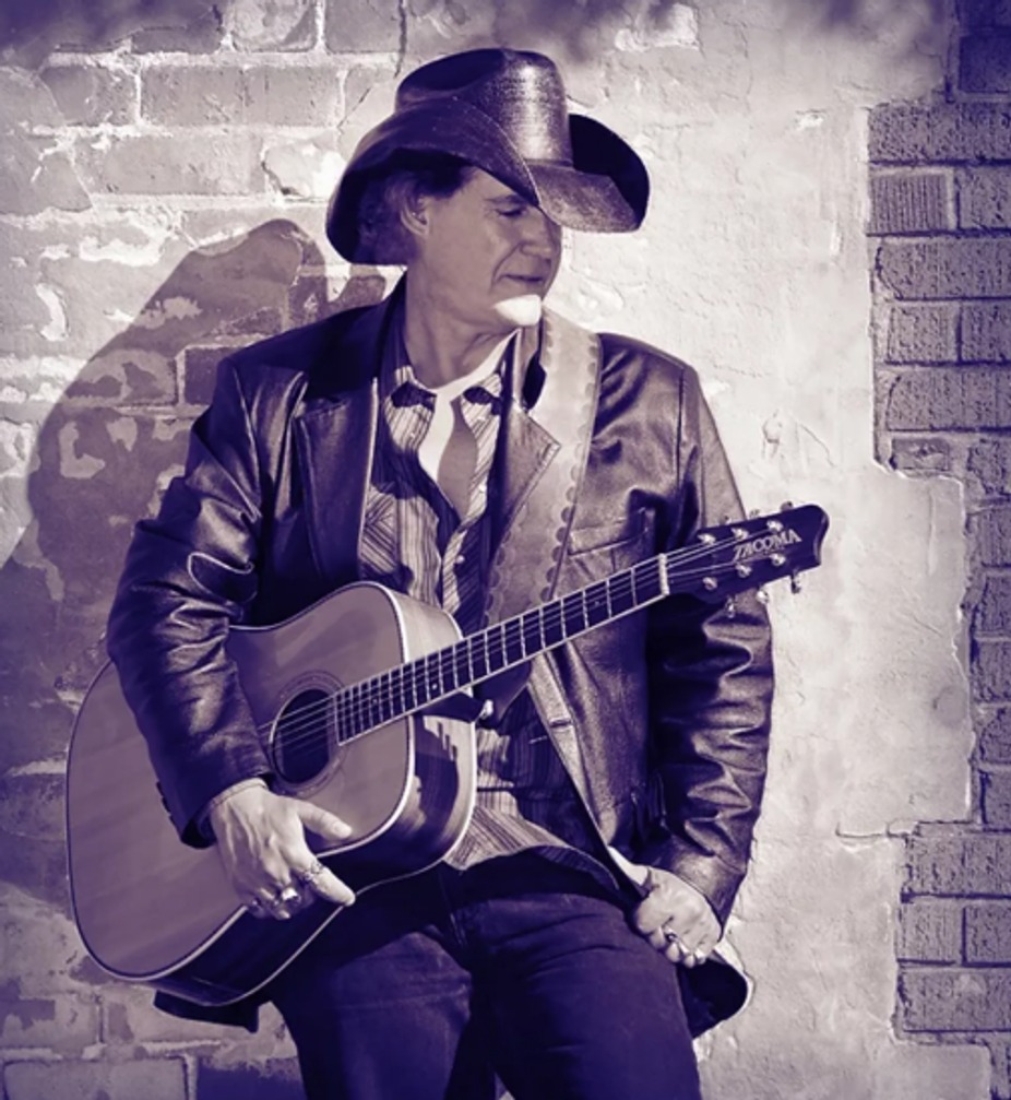 Dave 'Ouzo' Land Performance 1