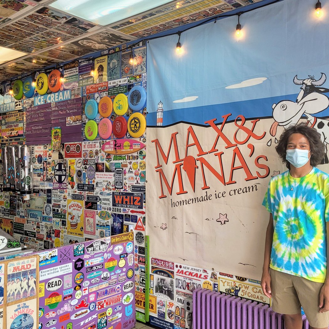 Max & Mina's Ice Cream 2