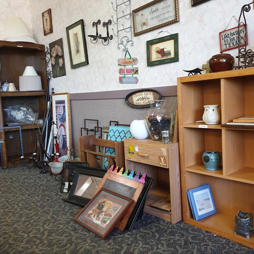 Travis AFB Airmen's Attic 3