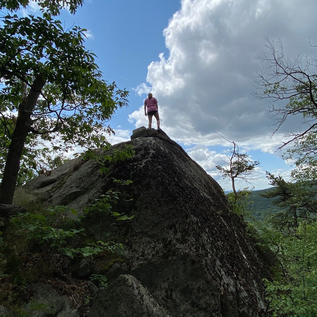 Undercliff Trailhead 2