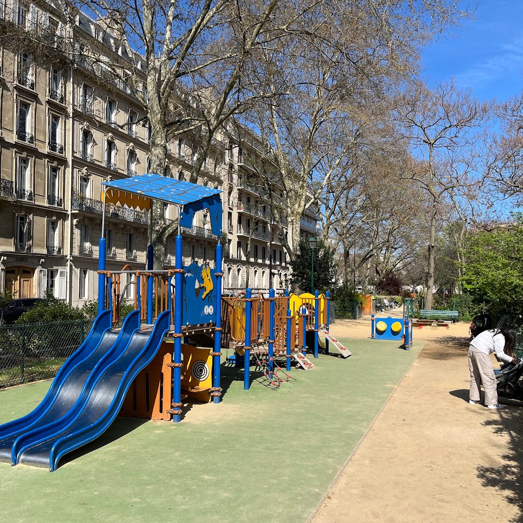 Abbé Esquerré Square 2