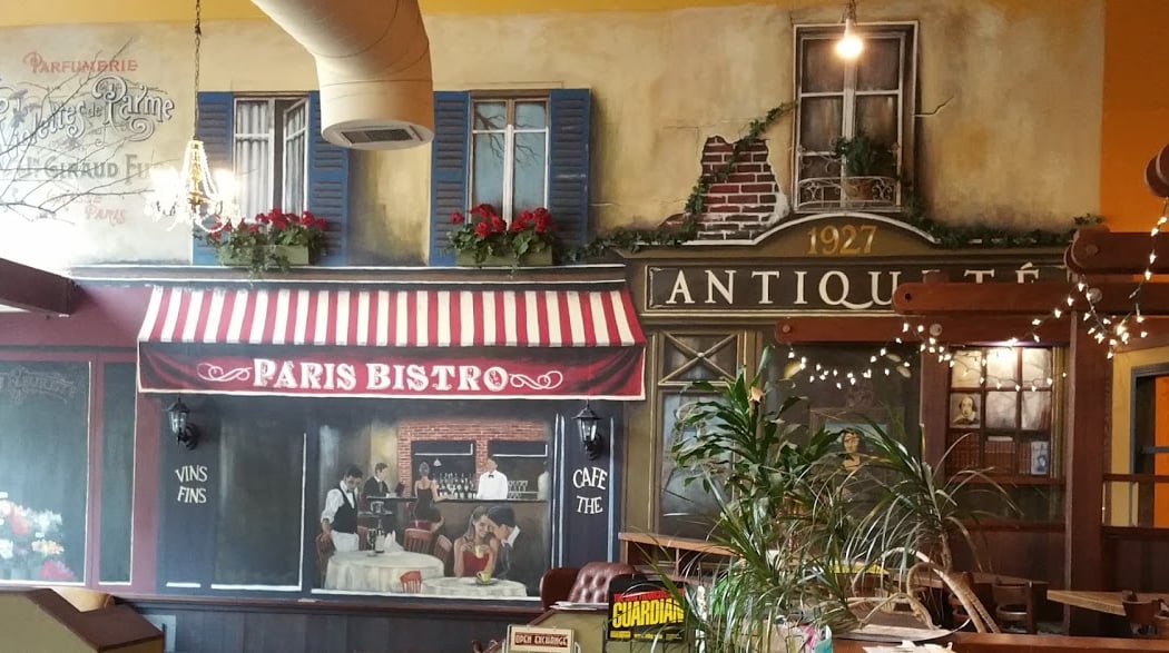 La Promenade Café 2