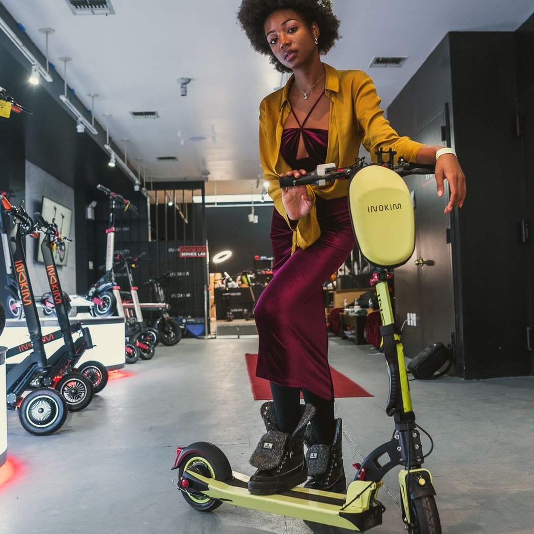 The Maxi Ride - E-Scooters Rentals 3