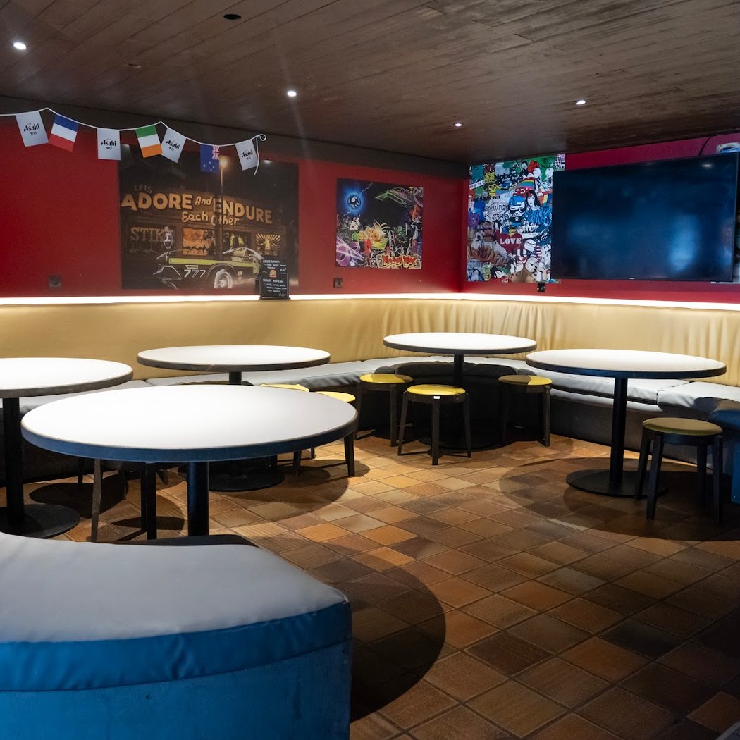 Funky Fox Bar 2