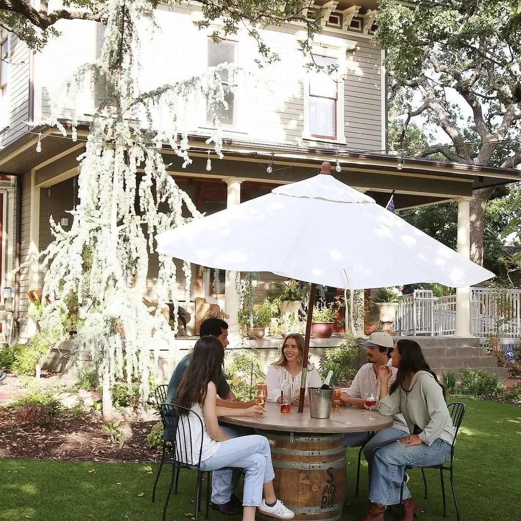 Saddlerock Wine & Beer Co. 3