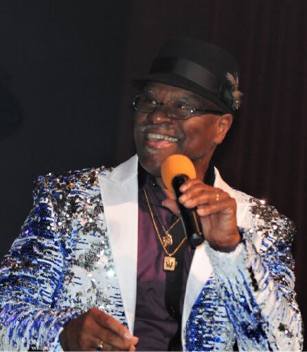 DW EDWARDS & “Lighting Up The Soul” 1