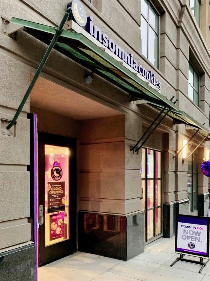 Insomnia Cookies 3