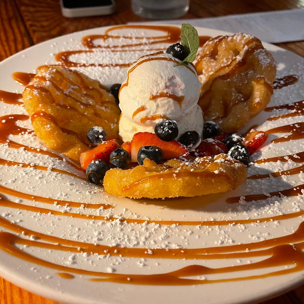 LUNA Mexican Kitchen - The Pruneyard 3
