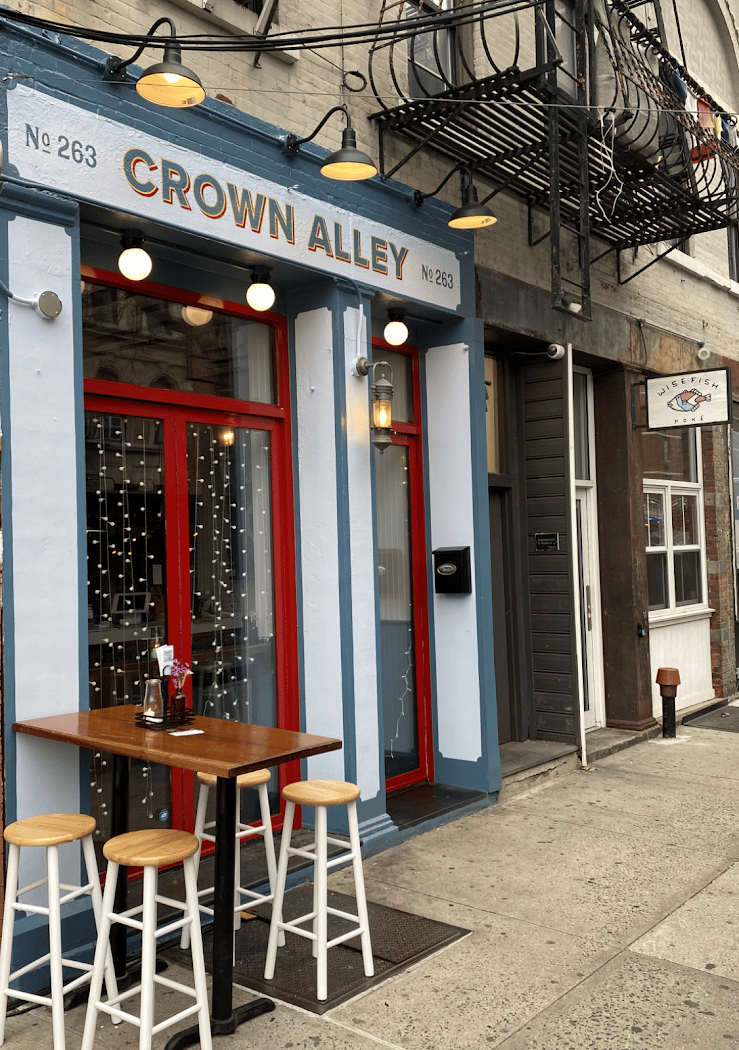 Crown Alley 2