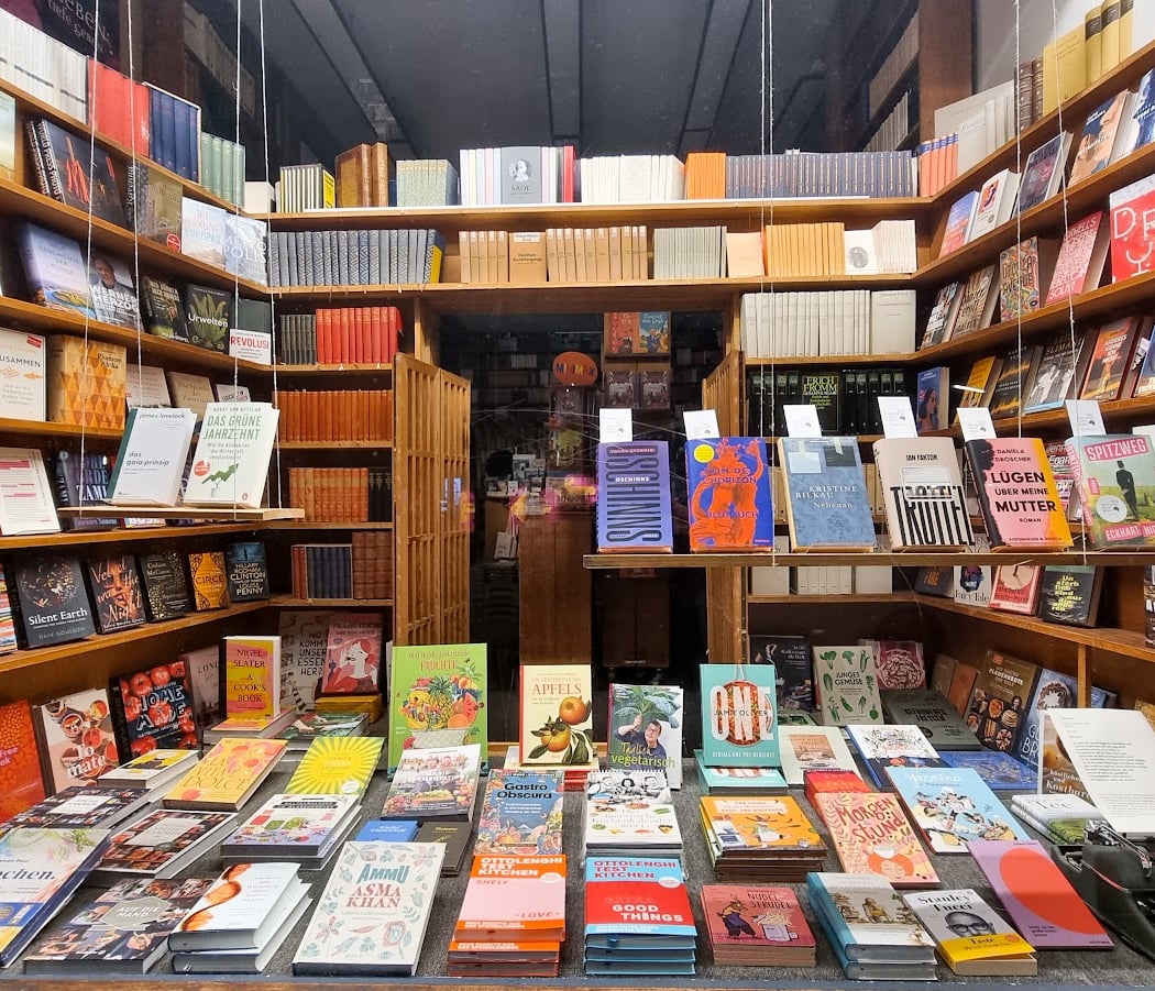 Buchhandlung und Antiquariat Lüders e.K.