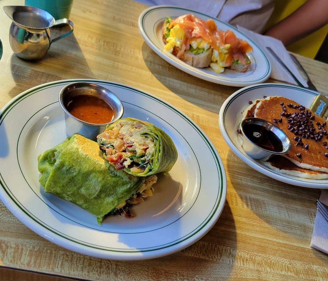 Shoreline Coffee Shop 4