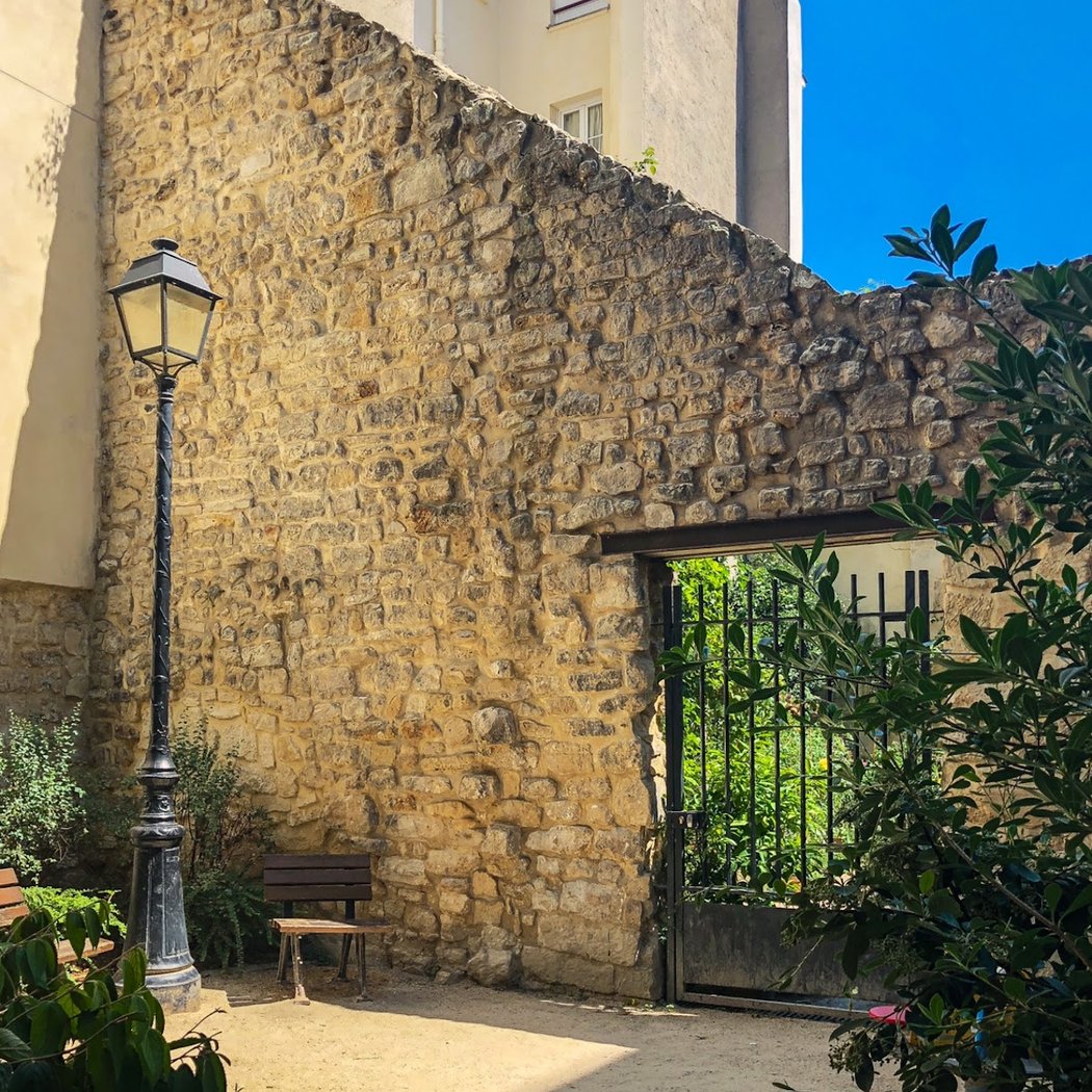Madeleine-de-Scudéry Garden 1
