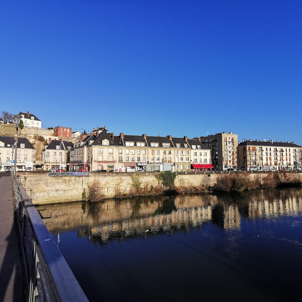 Pontoise 4