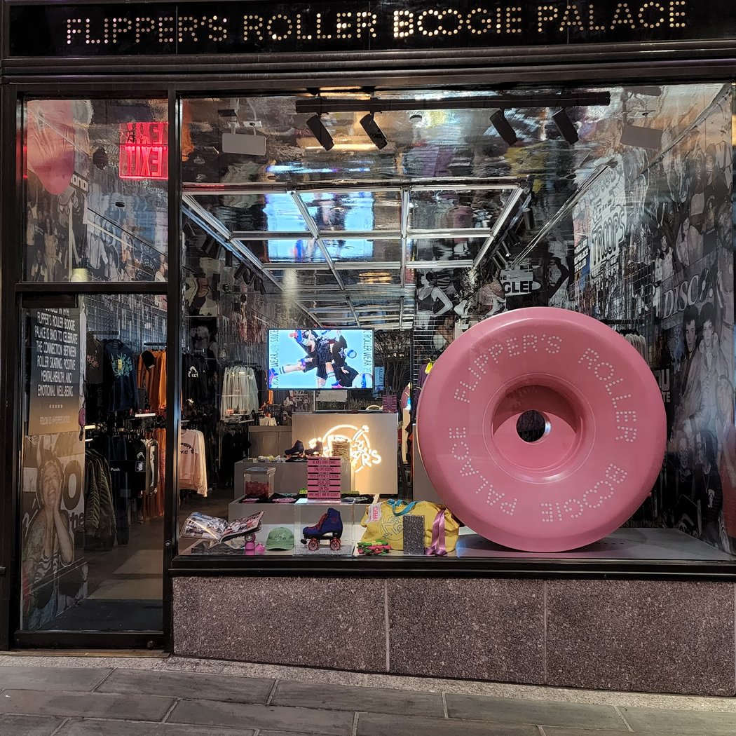 Flipper’s Roller Boogie Palace 3