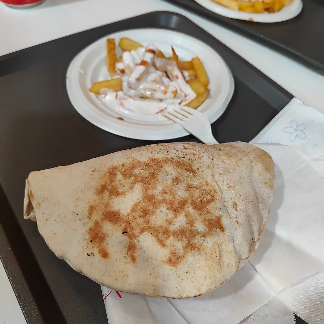Doner Kebab Nervion حلال 3