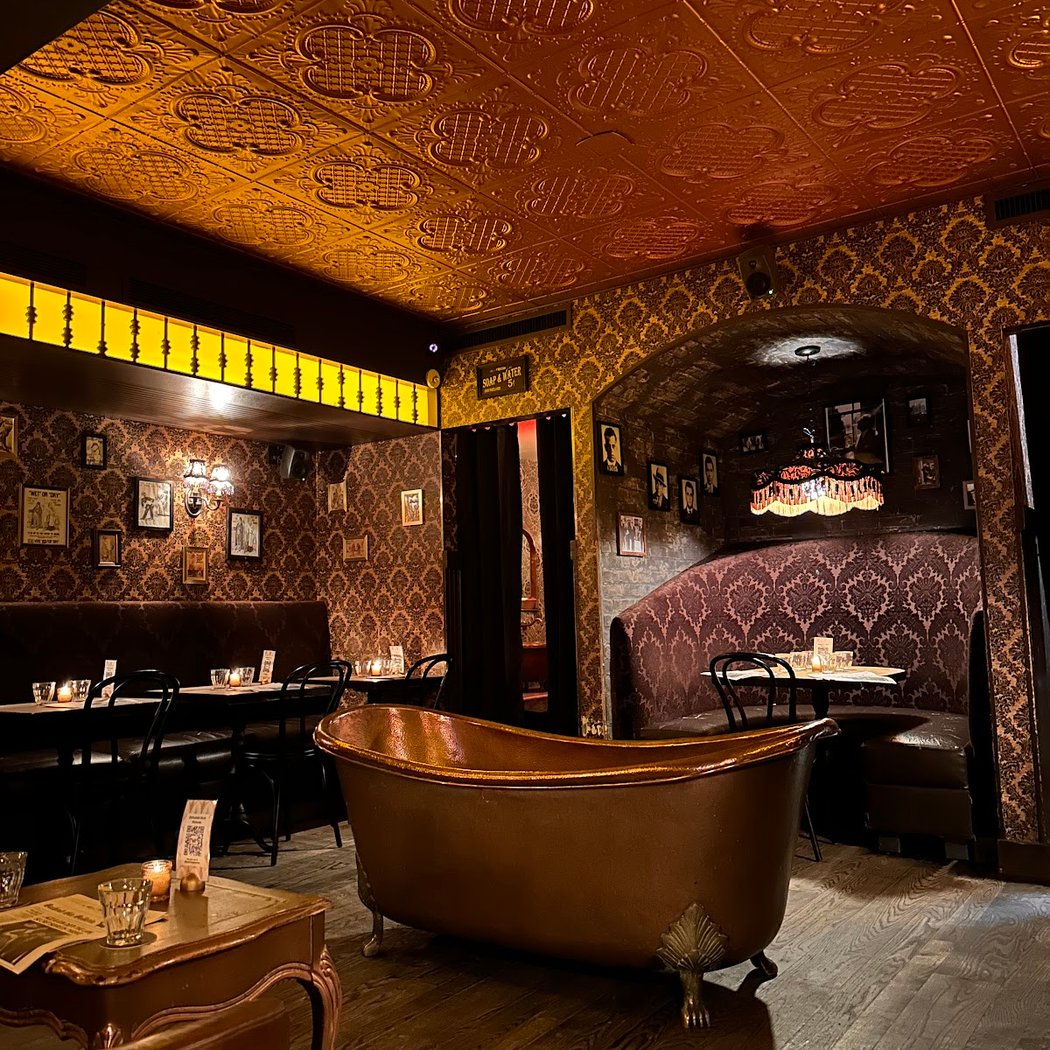 Bathtub Gin 2