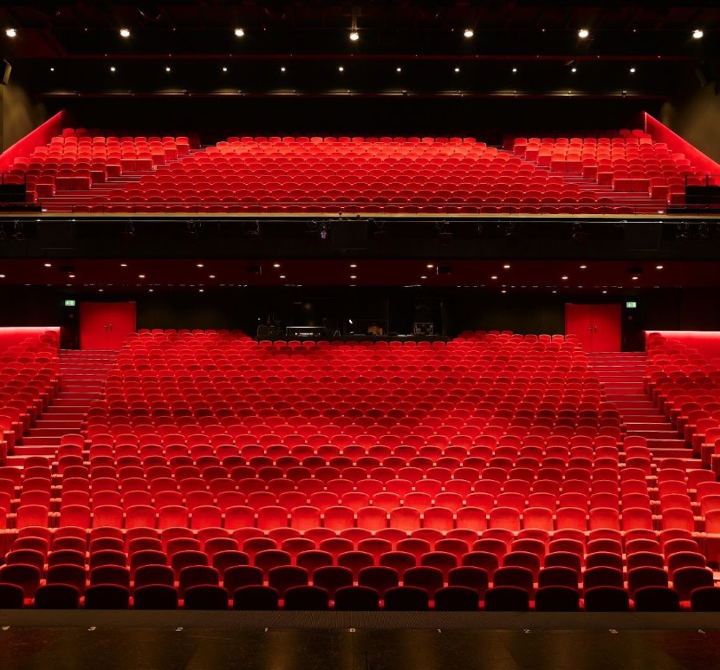 Theater 11 3