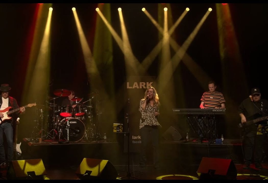 Lark 1