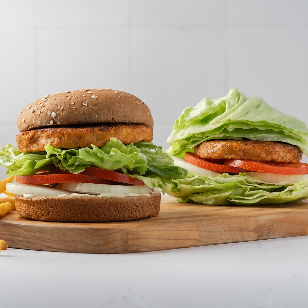 Nation's Giant Hamburgers & Great Pies - NOW OPEN 3