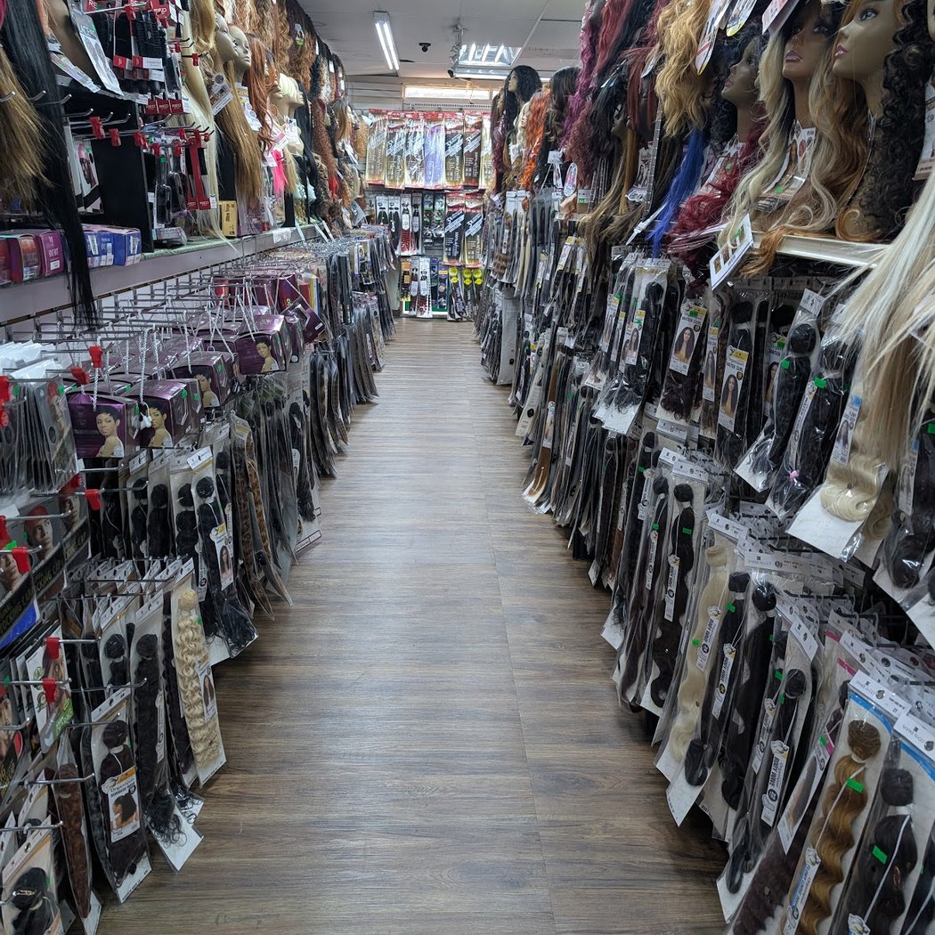 Living Color Beauty Supply 3