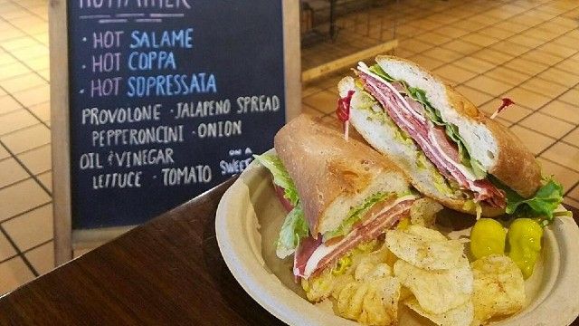 Colombo's 2