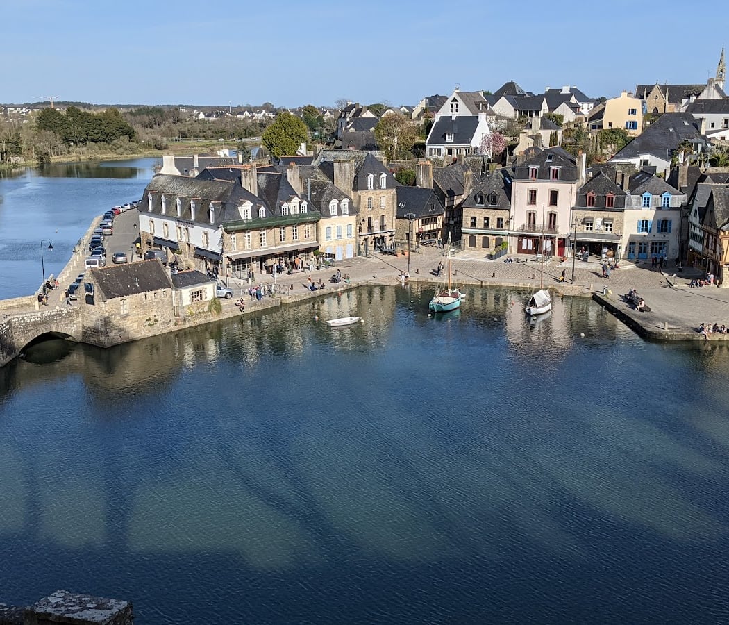 Auray 3