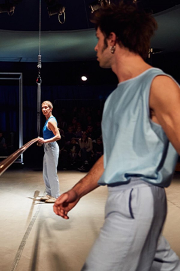 Compagnie Un Loup pour l'Homme - Dans l’Espace 2
