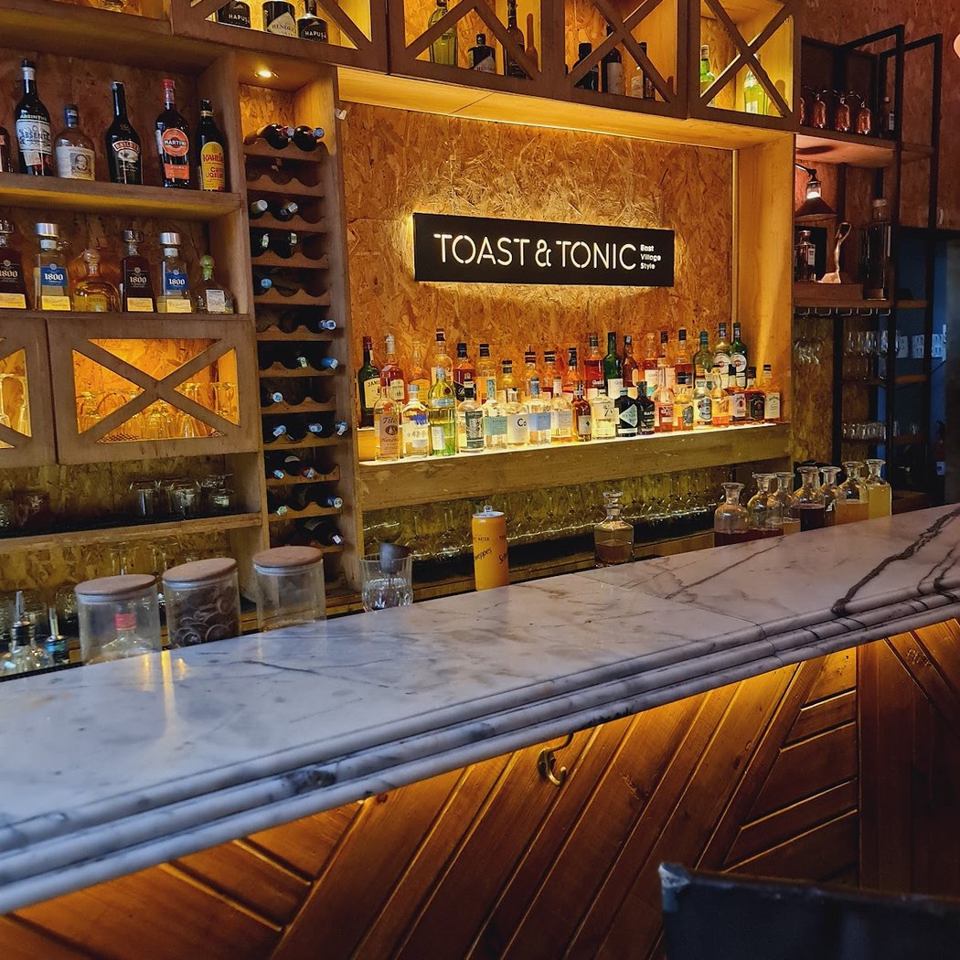 Toast & Tonic Restaurant 3