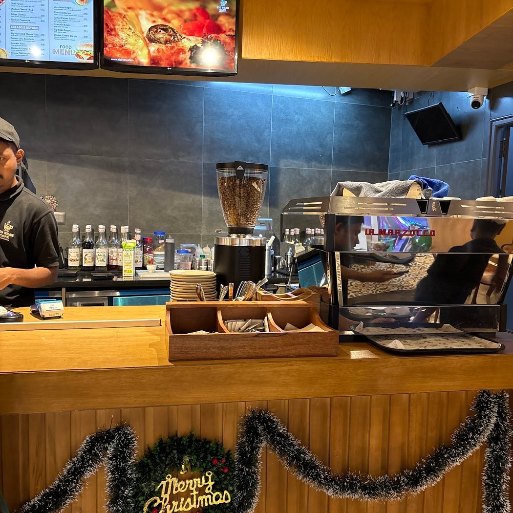 Big bean cafe 3