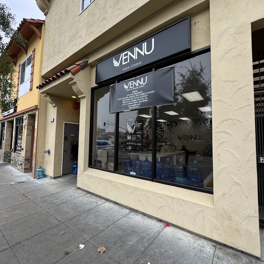 VENNU Yoga - Pilates - Barre -TRX - Dance Studio 3