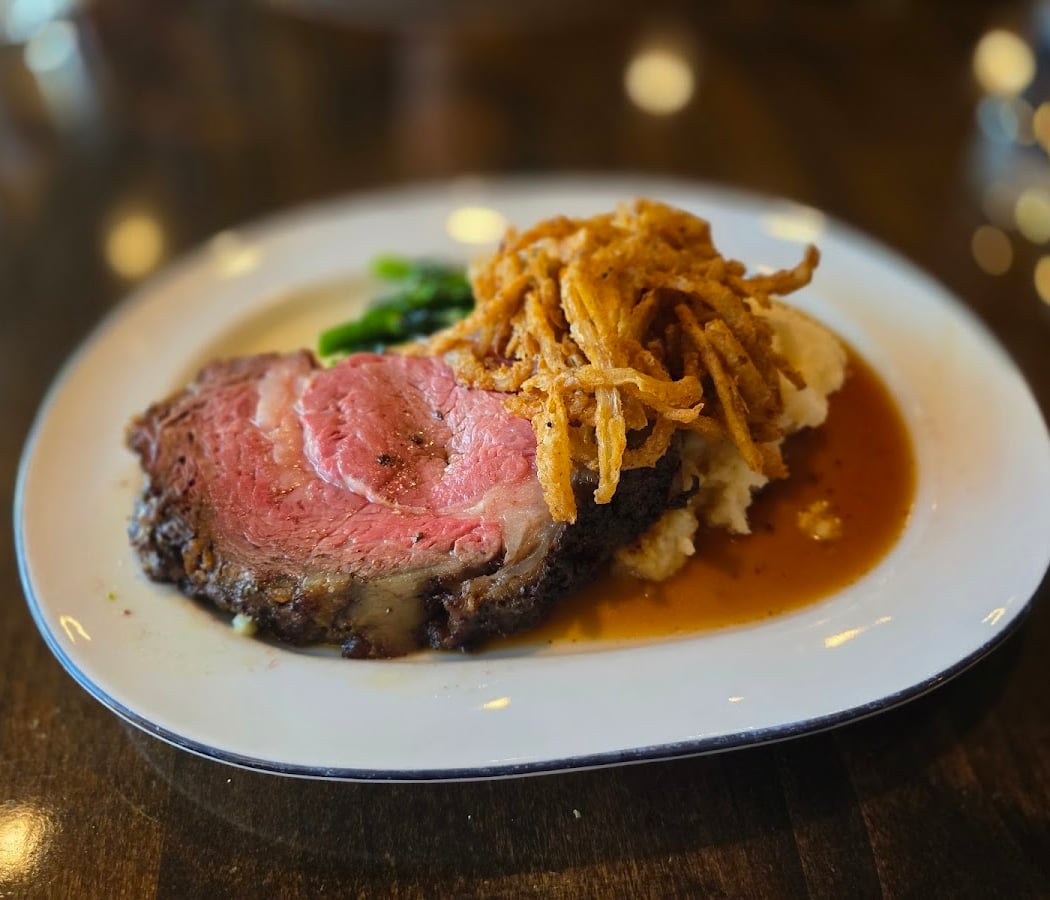 Savoy Bar & Grill 2