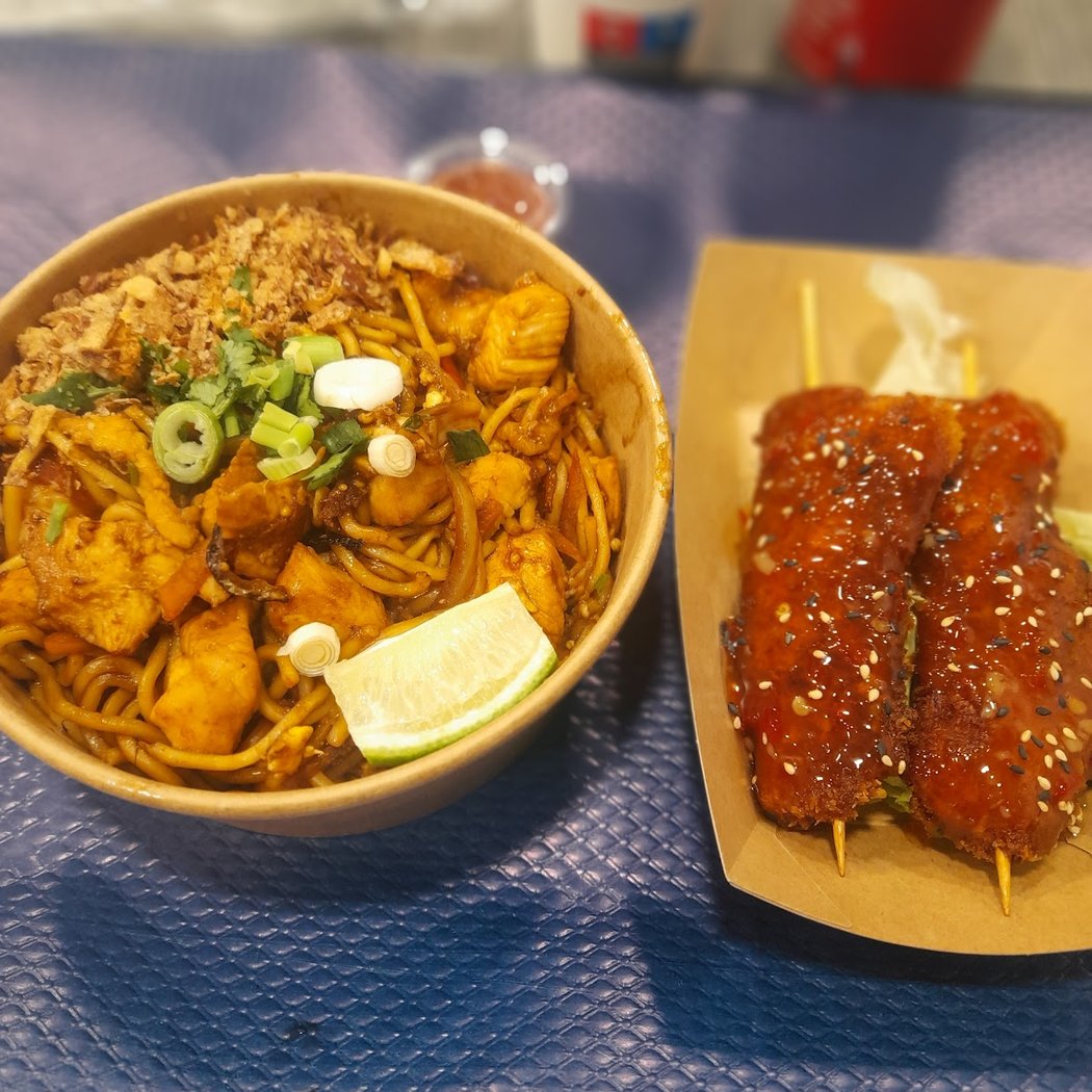 Thai Life 3