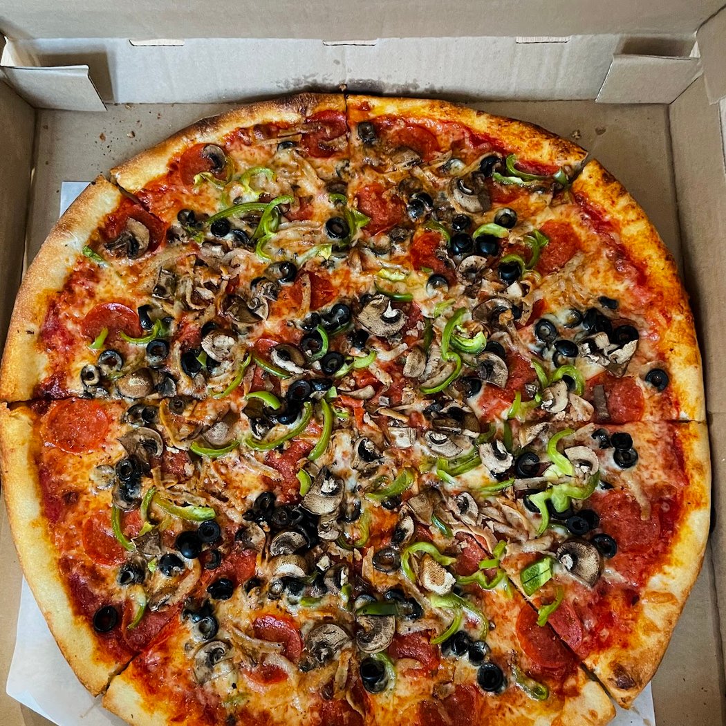 Giovanni's New York Pizzeria 3