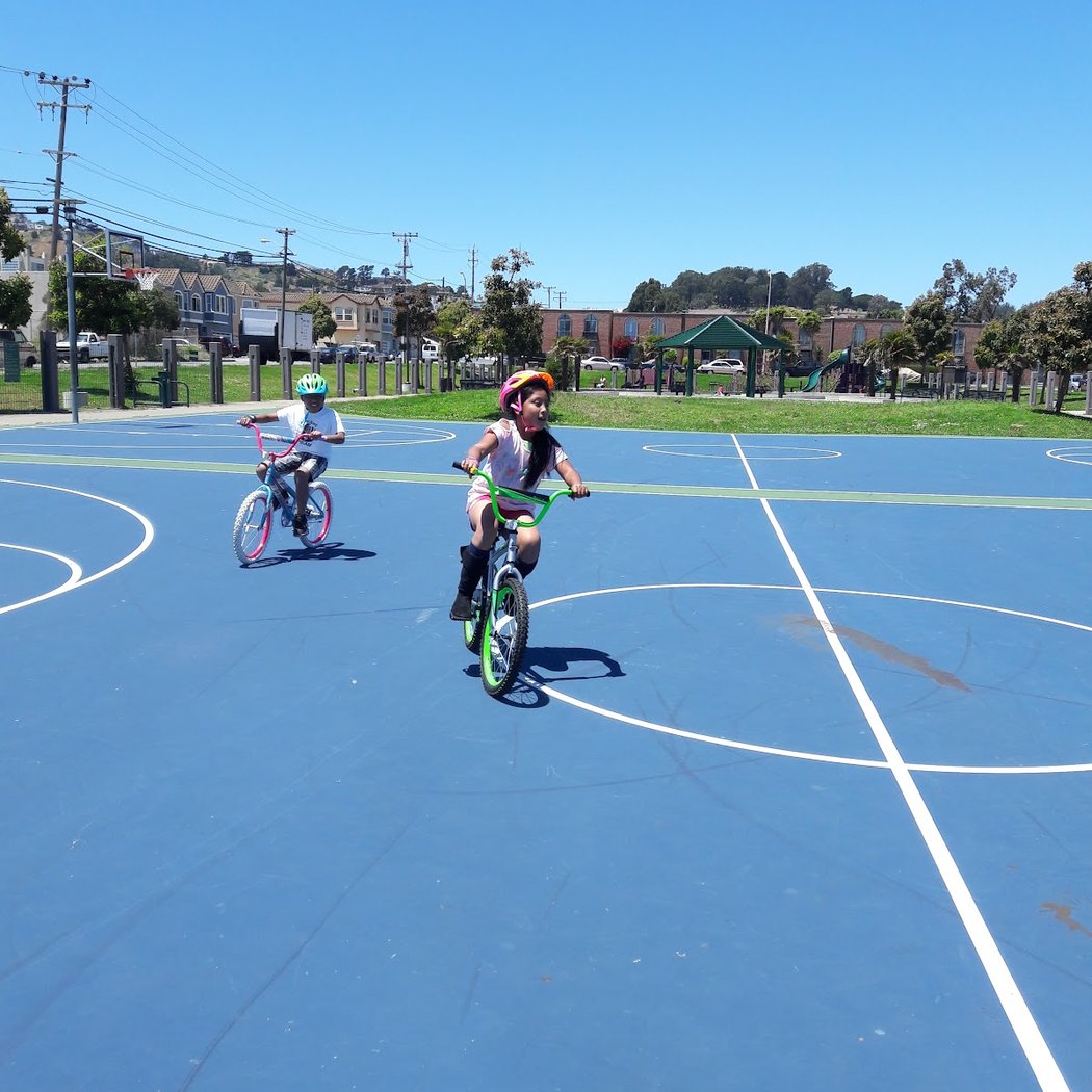 Kelloch & Velasco Mini Park 1